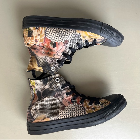 Converse High Tops Black Floral size 7 - Picture 4 of 9